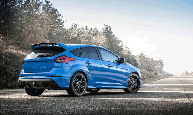 Meet the Mega-Hatch of the year-Ford Focus RS with 345bhp